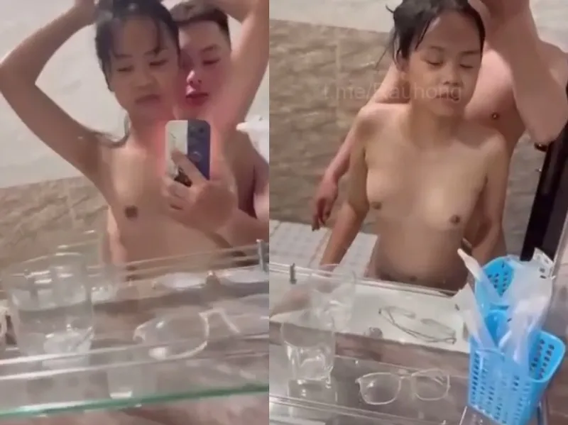 Mảnh khảnh em cùng thằng bồ trả bài trước gương quay kỉ niệm